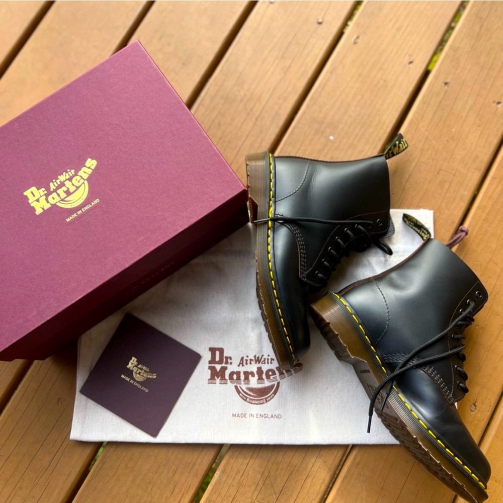 Dr. Martens Made in England Vintage 1460 size EU 41